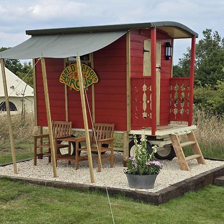 Restored Circus Wagon Солтбърн-бай-дъ-Сий Екстериор снимка