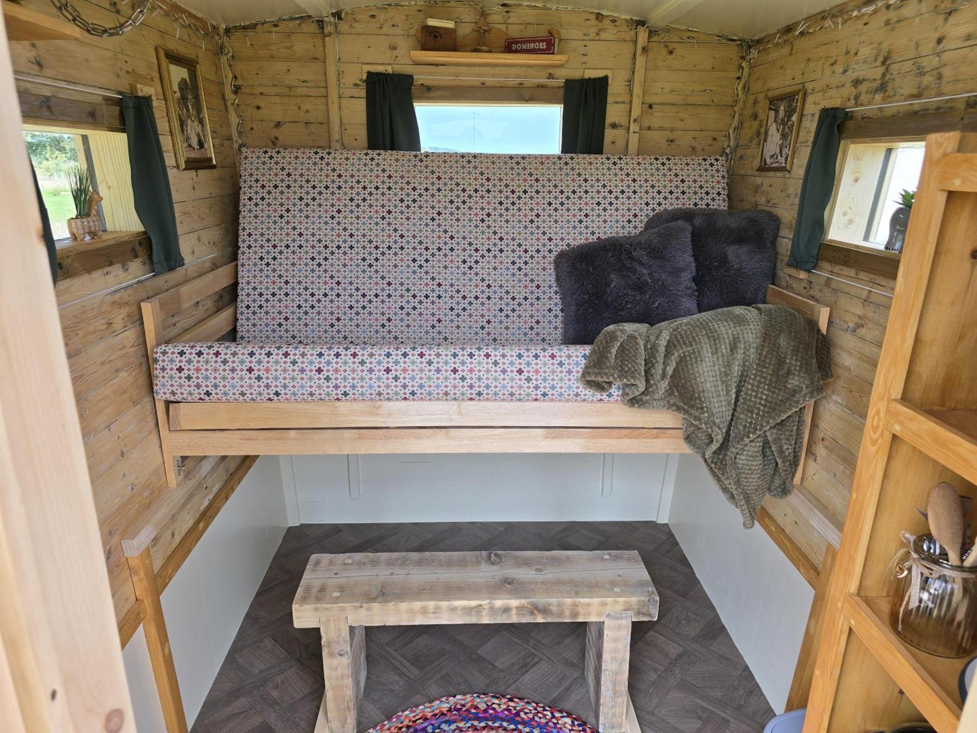 Restored Circus Wagon Солтбърн-бай-дъ-Сий Екстериор снимка